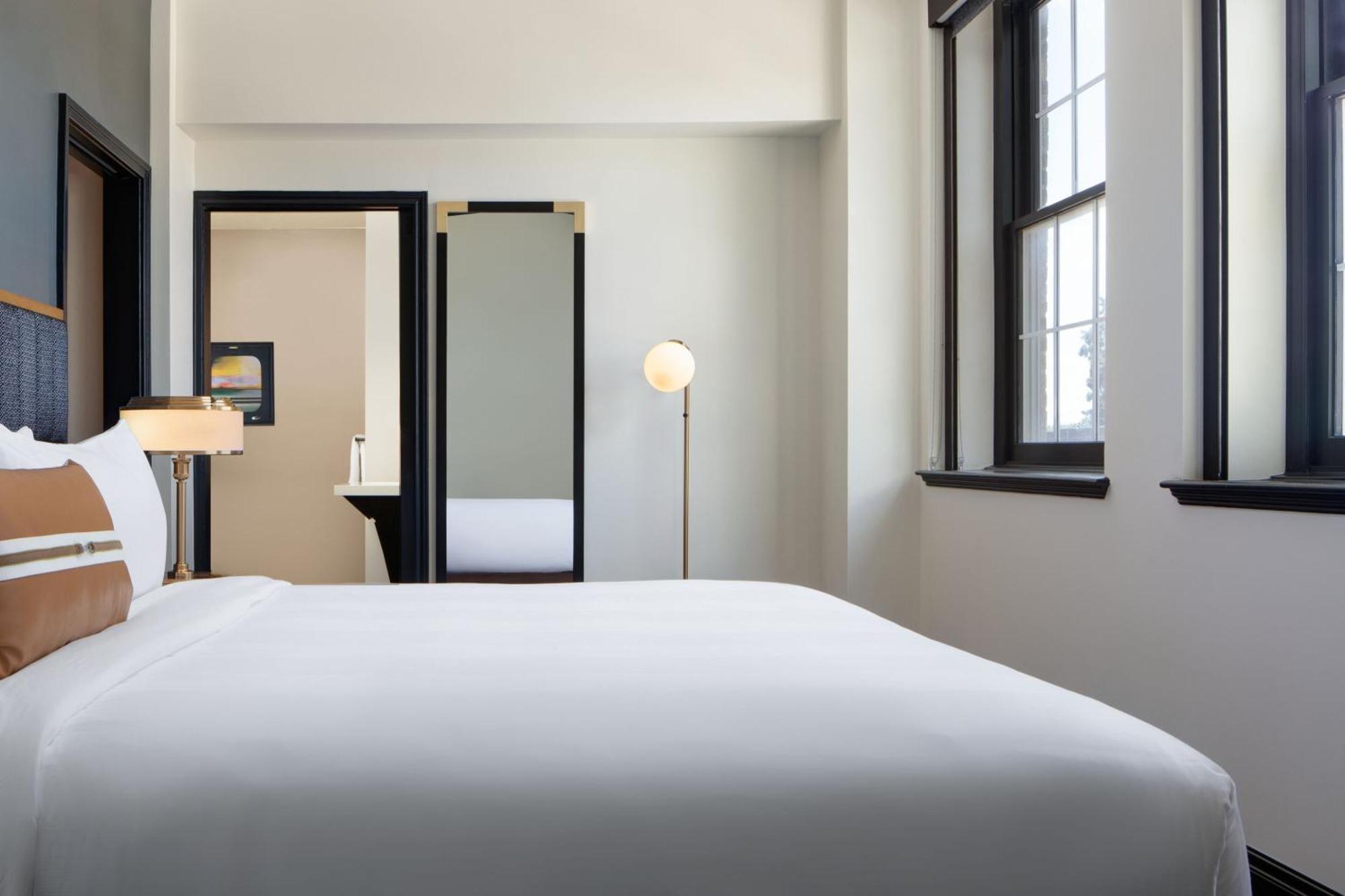 The Lasalle Hotel, Bryan College Station, A Tribute Portfolio Hotel Exteriör bild